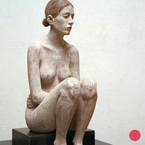 bruno walpoth, "still you", edition no. 3/6,  2024, 52 x 26 x 32 cm, walnut – erlas galerie