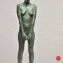 bruno walpoth, "should i?", 2013, 56 x 12 x 10 cm, bronze – erlas galerie