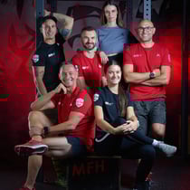 portrait corporate entrepreneur equipe coach sportif dans son environnement de travail