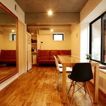 オーク ユニ90 無垢フローリング キャラクター  新潟 アンドウッド andwood  