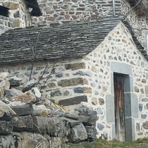 four à pain rejointé avec le sable jaune de Noustoulet