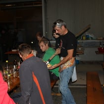 Rolf bedient hier persönlich