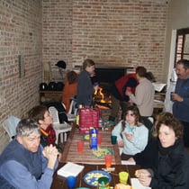 repas pic nic dans la hutte des Vieux Chênes