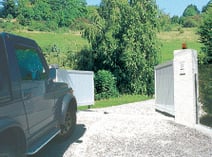 Puertas motorizadas de aluminio