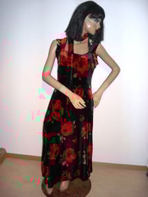 Rosen-Kleid, Gr.M, Fr.35.-