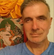 Tilmann Reiss, Lama Til, Lama Tilmann, Meditation, Yoga, Yogalehrer, Heilweisen, Tibetisches Yoga, Mystik, Ngakpa-Haus, Akademie für Yoga und Mystik, Energetische Heilweisen, Energetische Reinigung, Meditations Haus Mannheim