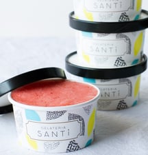 Gerateria SANTiさんとのコラボで生まれた自慢のソルベです。さっぱりとした味わいは、幅広い年代の方のお口に合うのではないかなと思います。ぜひご賞味いただきたい逸品です。