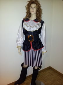 Piratin / Zigeunerin, Fr.30.- M-XL tragbar, mit Stoff-Stiefelstulpen