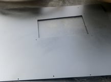 B110サニー　燃料タンク隔壁