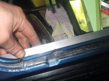 B110サニー　燃料タンク隔壁