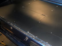 B110サニー　燃料タンク隔壁