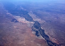 Das Okavango Delta präsentiert sich prächtig auf dem Flug nach Katima Mulilo.