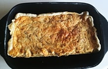 Zwiebel-Chäse-Wähe mit Gewürztraminer