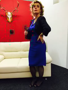 Charlotte Eberhard als Ella Huber