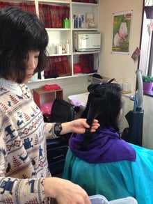 Ⅰ剤を塗布します。