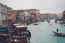 「運河の街ベニス」