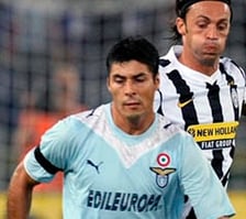 Heimtrikot. Mit Sponsor "Edileuropa".