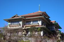 旧東伏見邦英伯爵別邸