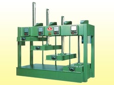 割型フラッシュプレス