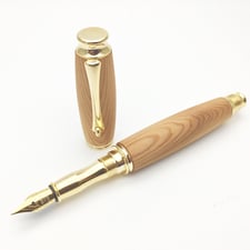 エフスタイル　ハンドメイド　メイドインジャパン　日本製　銘木　温もり　心 贈りもの　入学　 就職　お祝い　プレゼント　父の日　ギフト　母の日　敬老の日　ご褒美　男　こだわり　回転式 　ウッド　おしゃれ　おすすめ　オフィス　オリジナル　かわいい　岐阜　クラフト 　手づくり　 クリスマス　 日本　 ネット　 ペン 　ボールペン 　メンズ 　ステキ 　 会社 　工房 　高級 　細工 　作家 　作品 　手作り 　種類　小物　職人　人気　製品　専門　珍しい　通販　ファッション　文具　万年筆　面白い　木　木製