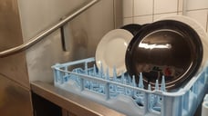 gemmet handels ag, hobart haubenspülmaschine, modell profi, beratung, verkauf, demontage, montage, lieferung, installation, wallis, oberwallis, unterwallis, waadt, waadtland, schweiz, gastronomie, hotellerie, spitäler, altersheime, pflegeheime