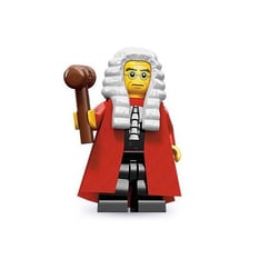 Dans la seconde topique psychanalytique, le Surmoi est cette instance psychique qui juge, contrôle, punit et protège le moi.