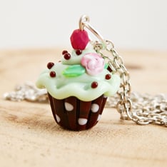 cupcake oorbellen, handgemaakte unieke fantasy sieraden