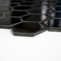 mosaico esagonale nero lucido