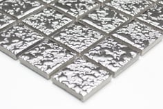 mosaico in ceramica effetto argento bagnato