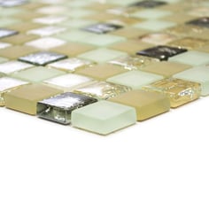 mosaico per la casa al mare color giallo