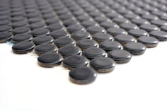 mosaico rotondo in ceramica nero lucido