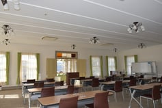 旧氷上高等小学校校舎内