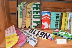 ペンケースと携帯カバー