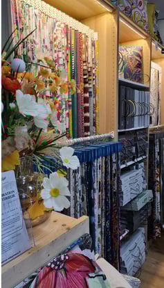 Vente de tissu d'éditeur, OSBORNE and LITTLE   CLARKE AND CLARKE  MANUEL CANOVAS  DESIGNER GUILD  FISCHBACHER  LALIE DESIGN  CASAMANCE  ROMO Group  VILLA NOVA  CAMENGO  ARISTIDE  ALDECO  CASAL  WIND  FINE  ADO  JAB
