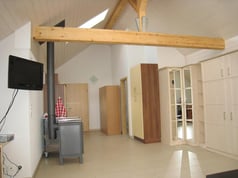 vue du canapé & coin repas