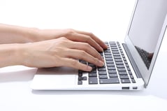 お問い合わせフォームからのご予約