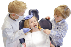 Was wird alles bei der Prophylaxe in der Zahnarztpraxis gemacht? Hier klicken! (© Claudia Paulussen - Fotolia.com)