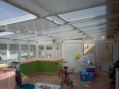 Techo móvil de aluminio blanco