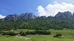 Blick zurück auf den ganzen begangenen Grat.