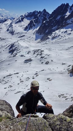 Dominik in der zweiten Seillänge des kleinen Kamels.