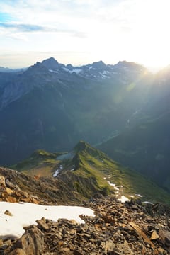 Blick auf den Laucherengrat und Bristensee.