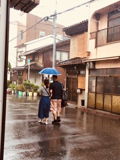 仲良くお帰りになるお二人