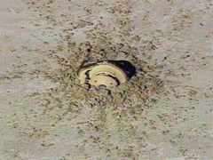 Die in der Wüste von Salt Lake City ungebremst eingeschlagene Genesis-Sonde (Bildquelle: NASA)