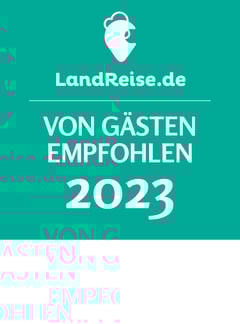 Dieses Siegel bekommen die Ferienhöfe mit besonders positiven Bewertungen überreicht.