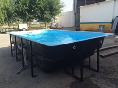 piscina poliester elevada