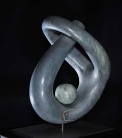 Verschlungen Speckstein Skulptur