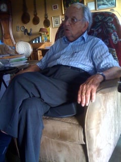 Raymond Aubrac a reçu AD@l'Y en octobre 2011 dans son appartement de Paris