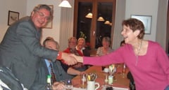 der alte Vorstand übergibt das Zepter an den neuen Vorstand