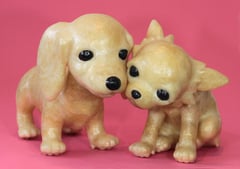 2004年「第15回 国際 文具・紙製品展 ISOT 2004」 東京ビッグサイト／ニチバンブースに「チワワ＆ダックス」を初出品　