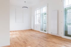 Nach  aufwändiger Renovierung erstrahlt das Stellwerk in neuem Glanz.